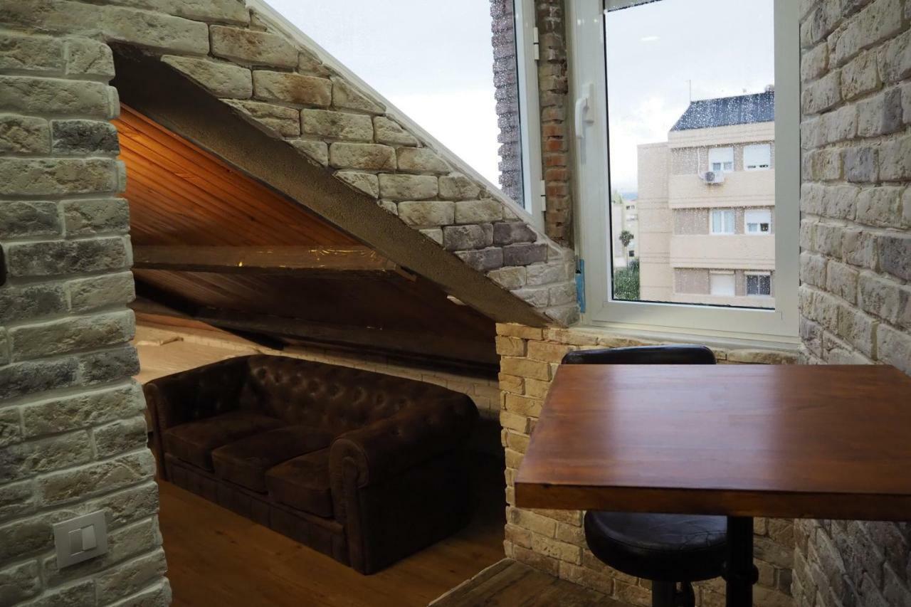 Tiny Apartment On The Roof Touching Gibraltar La Línea de la Concepción Exterior foto