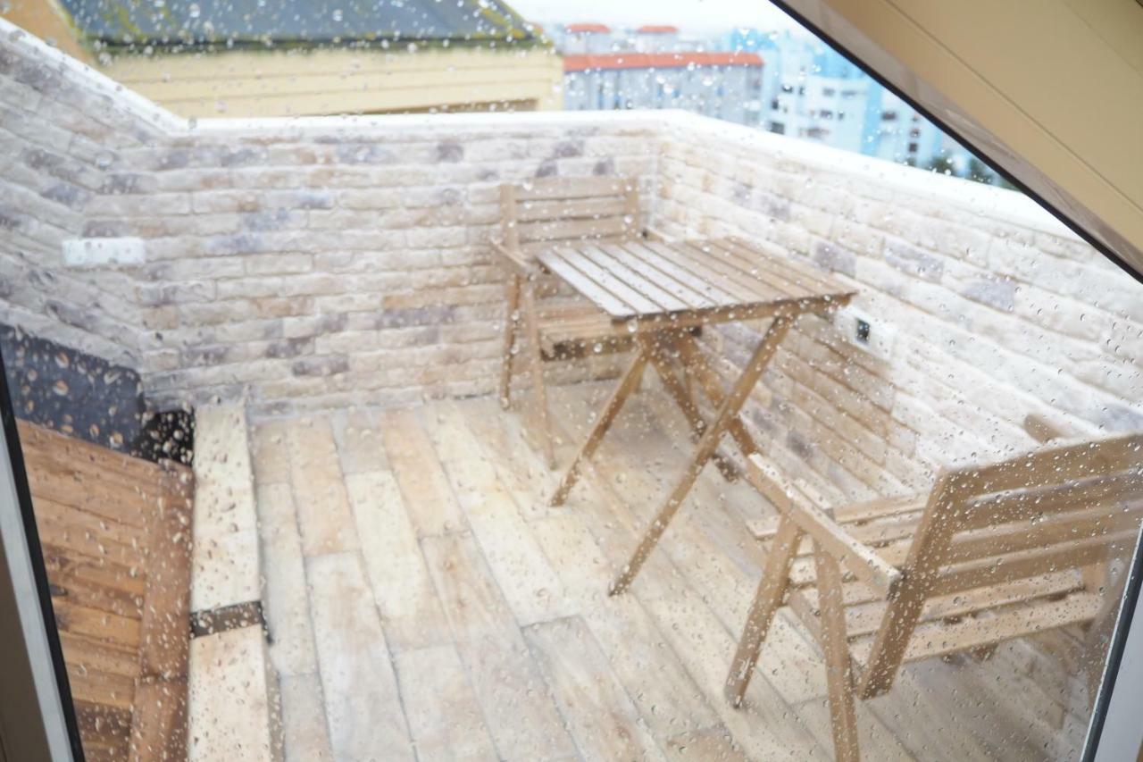 Tiny Apartment On The Roof Touching Gibraltar La Línea de la Concepción Exterior foto